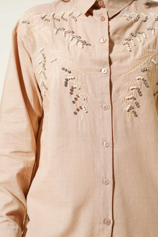 Yaprak Nakışlı Taşlı Gömlek Latte