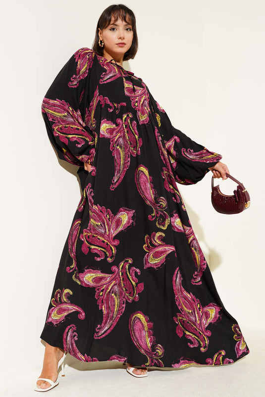 Abito con maniche a pipistrello e pizzo, rosso bordeaux