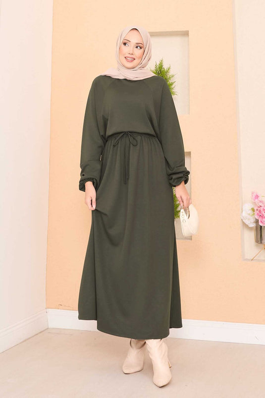 Ensemble hijab avec jupe courte à manches chauve-souris et kaki