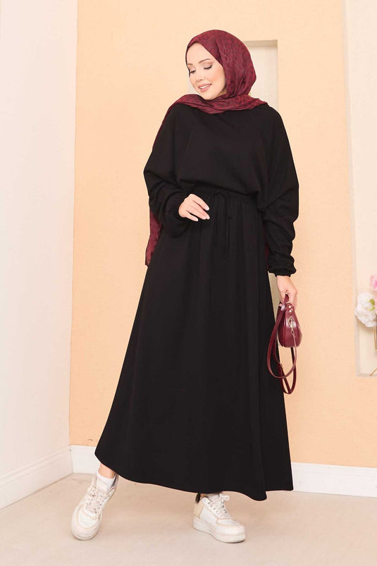 Ensemble hijab noir avec jupe courte à manches chauve-souris