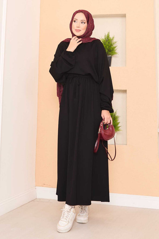 Ensemble hijab noir avec jupe courte à manches chauve-souris