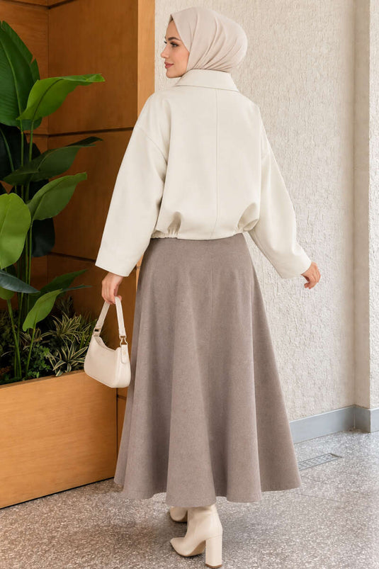 Chaqueta De Cuero Crema Con Mangas Batwing Y Cinturón