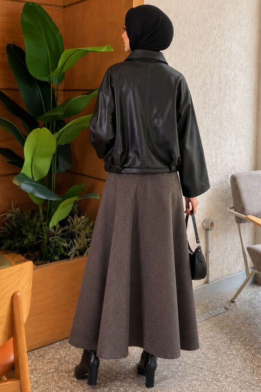 Schwarze Lederjacke Mit Fledermausärmeln Und Gürtel-Details