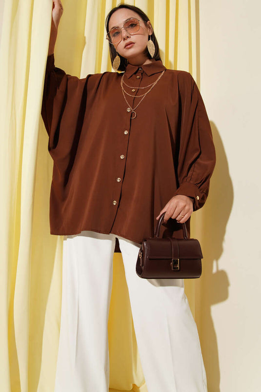 Chemise oversize à manches chauve-souris avec collier, couleur café