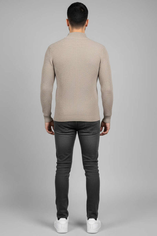 كنزة رجالية محبوكة بنصف ياقة عالية، لون بيج