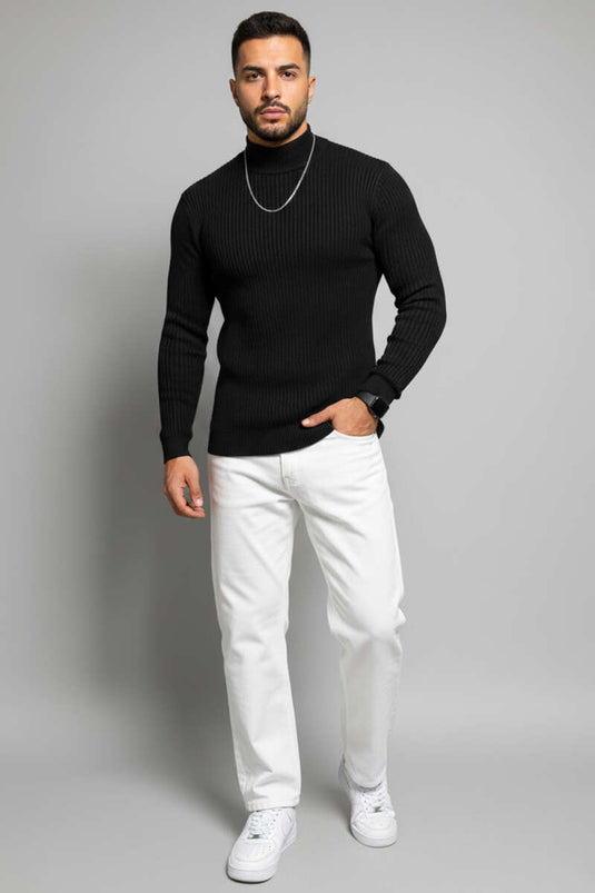 كنزة رجالية سوداء محبوكة بنصف ياقة عالية
