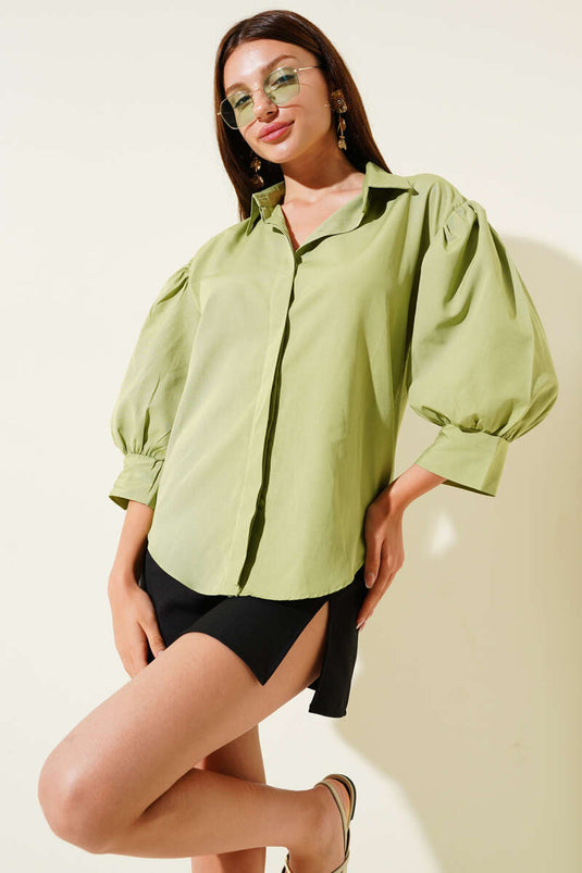 Chemise verte à manches demi-ballon