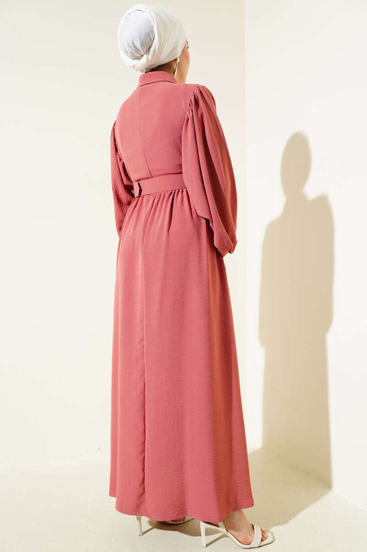 Robe ceinturée à manches ballon et demi-boutons, rose poudré