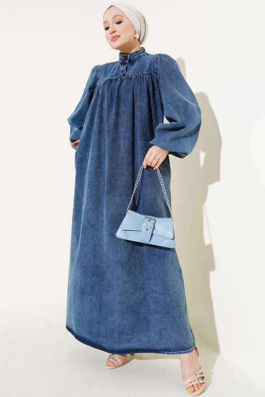 فستان جينز بأكمام منفوخة وأزرار نصفية