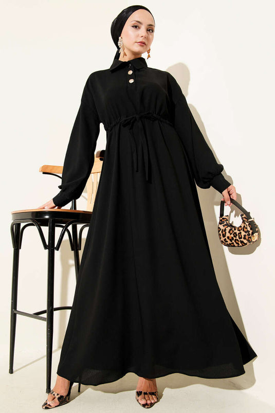 Robe tunnel à taille demi-boutonnée noire