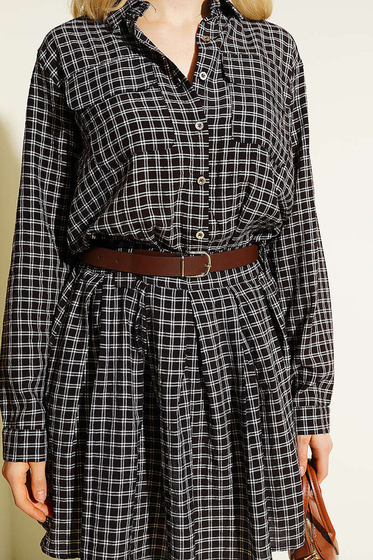 Robe mini plissée à carreaux avec demi-boutons, couleur café