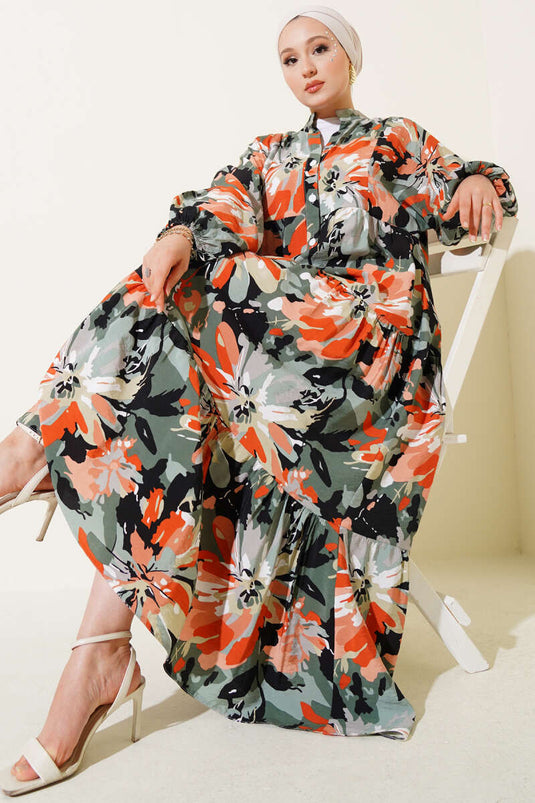 Halbgeknöpftes, aufwendig gemustertes Kleid, Khaki