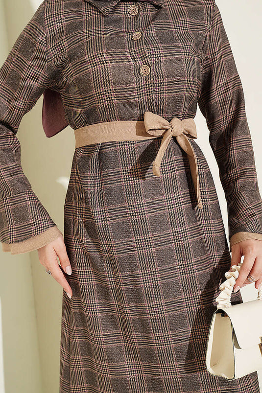 Lila Halbe-Knopfle Rüschenkleid