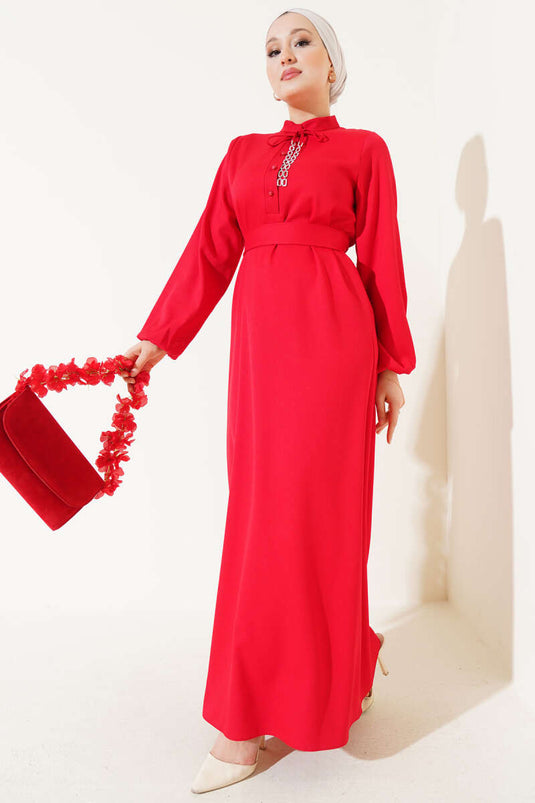 Stringkleid mit halblangem Knopfkragen Rot