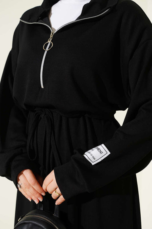 Robe Loisha ornée d'un demi-zip, noire