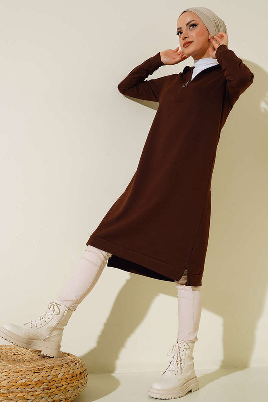 تونيك طويل أساسي بنصف سحاب بني