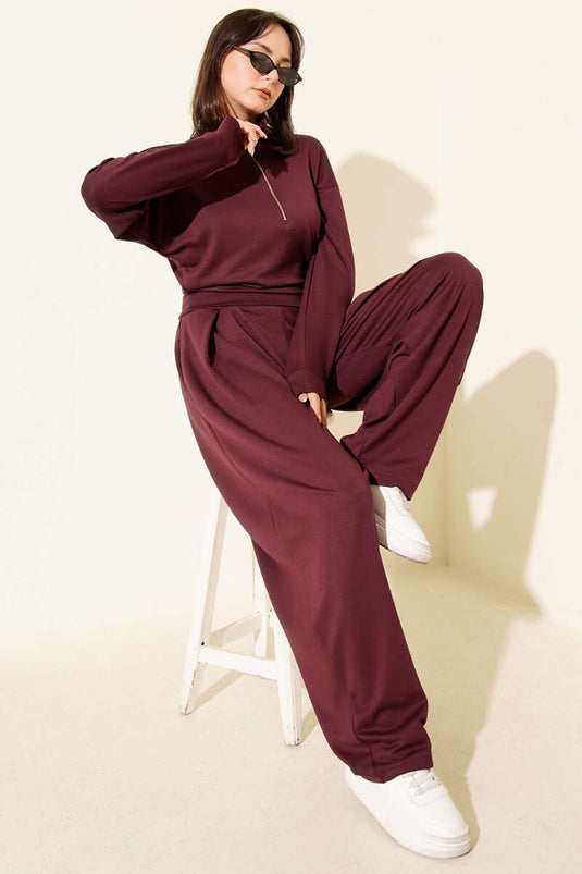 Ensemble deux pièces Loisha avec chemisier à demi-zip, bordeaux