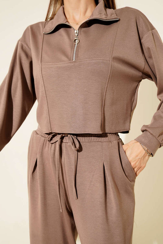 Tweedelig cropped setje met halve rits in nerts