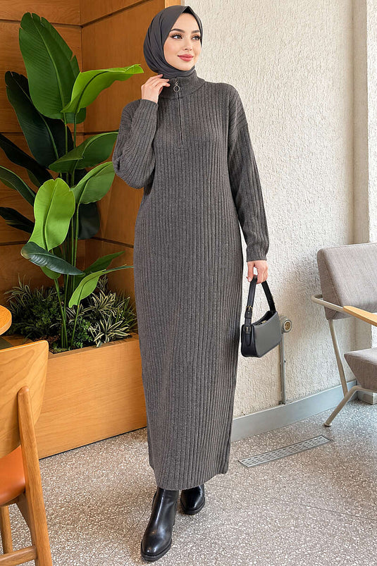 Fitted Rippenstrickkleid Mit Halbfunktion Anthrazit