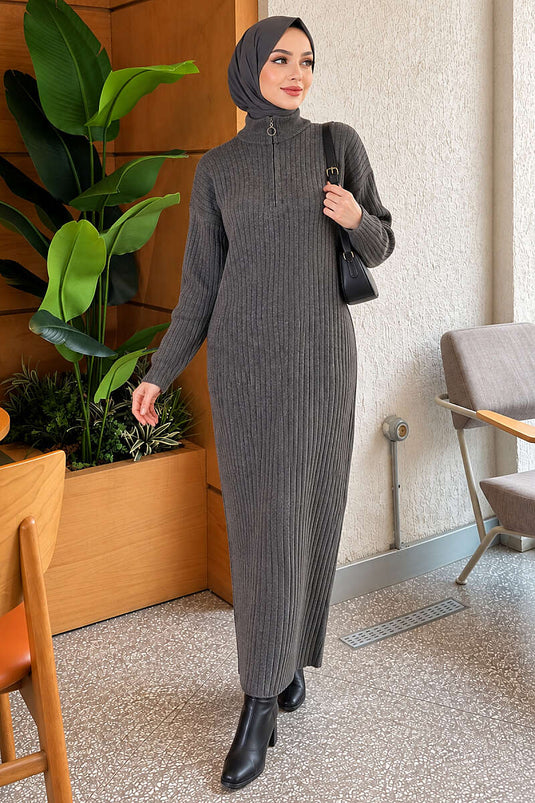 Fitted Rippenstrickkleid Mit Halbfunktion Anthrazit