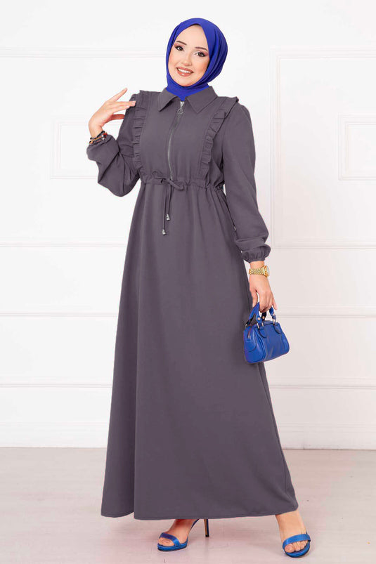 Yarım Fermuarlı Fırfır Detaylı Tesettür Elbise Füme