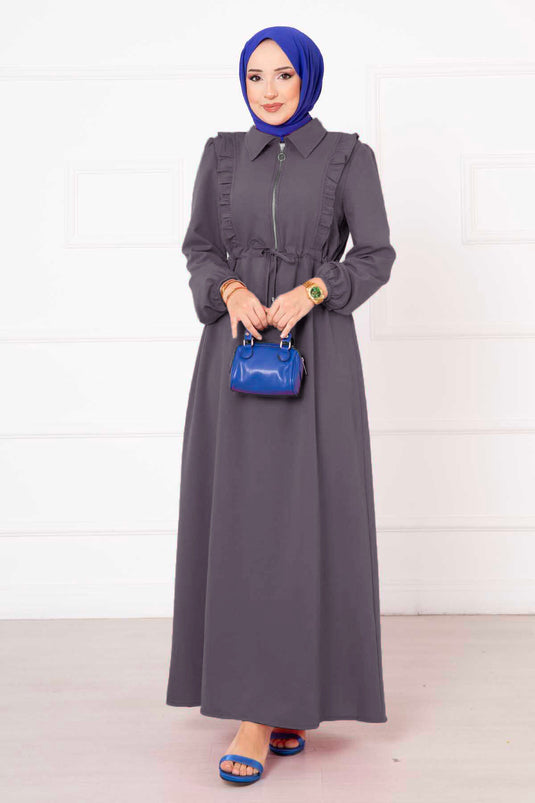 Yarım Fermuarlı Fırfır Detaylı Tesettür Elbise Füme