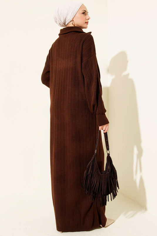 Robe en maille côtelée à demi-zip, marron