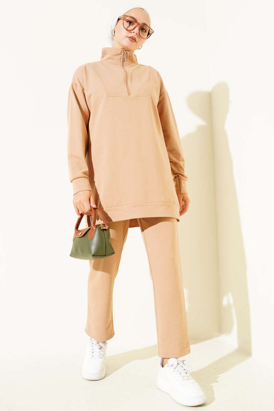 Half-Zip Two-Drawstring Set in Camel