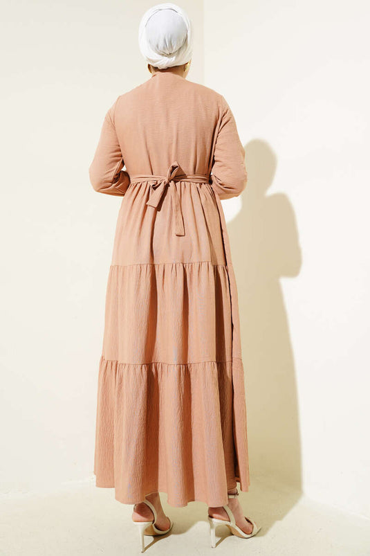 Yarım Gizli Düğmeli Kuşaklı Elbise Camel