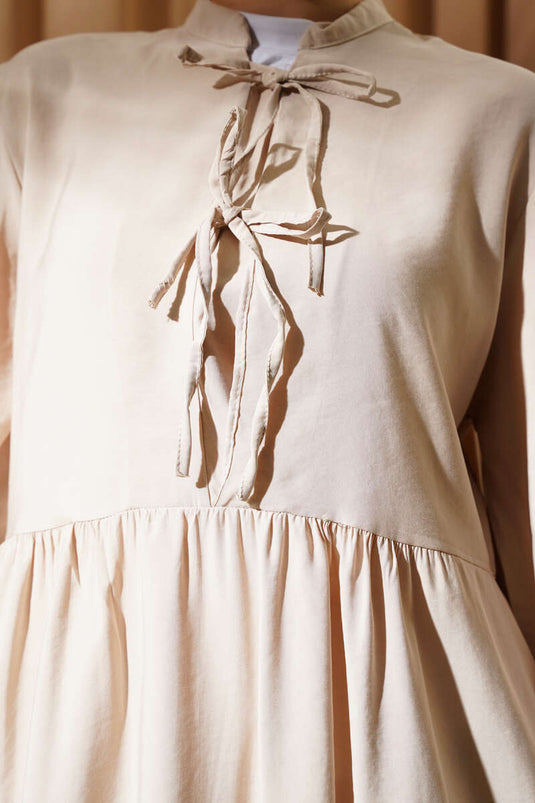 Yarım İp Bağcıklı Tensel Elbise Bej