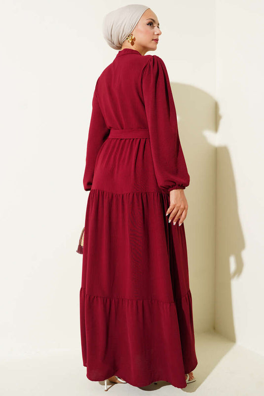 Halbplissiertes Knopfleistenkleid, Burgunderrot