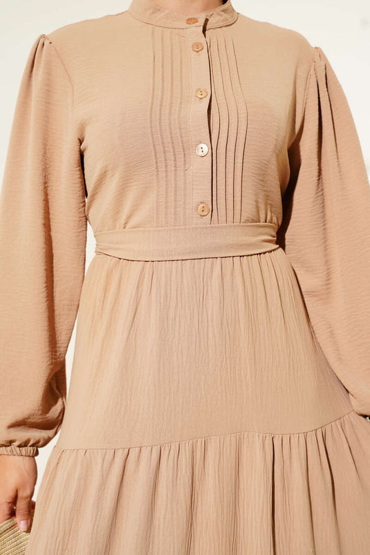 Robe boutonnée à demi-plis Latte