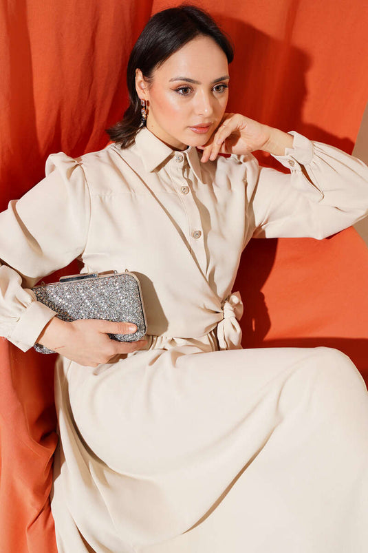 Yarım Taş Düğmeli Bağlamalı Elbise Bej