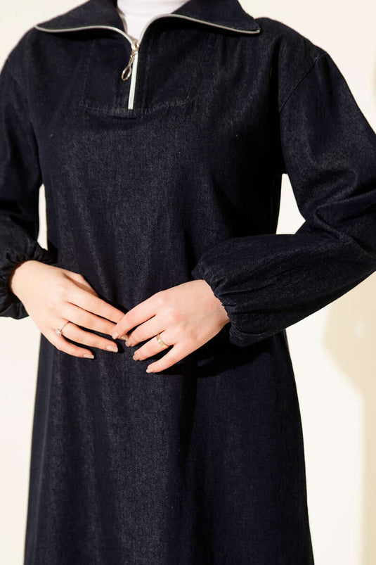 فستان جينز أزرق كحلي بياقة نصفية وسحاب