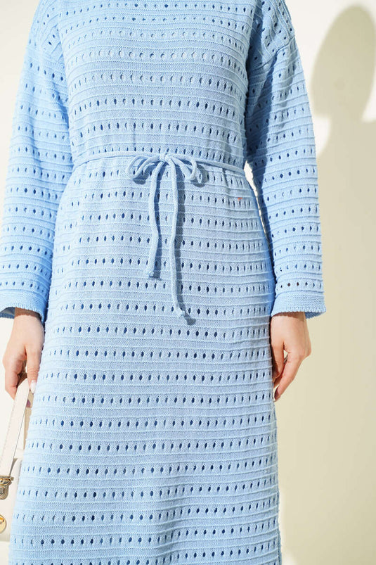 فستان تريكو بحزام من خيوط مفتوحة من ياتاي، لون أزرق فاتح