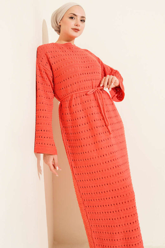 Abito in maglia con cintura a corda traforata orizzontale colore rosa antico