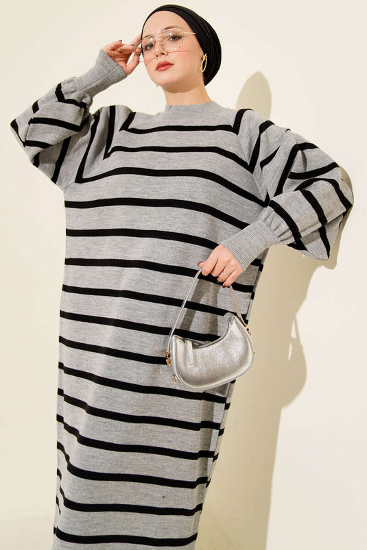 Robe basique en maille à rayures horizontales grise
