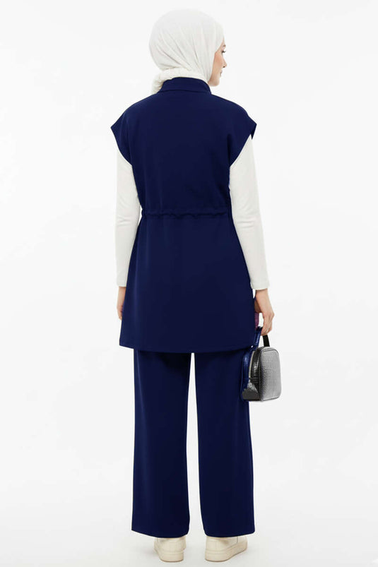 بدلة من قطعتين مع تفاصيل مطاطية للخصر وسترة، أزرق داكن