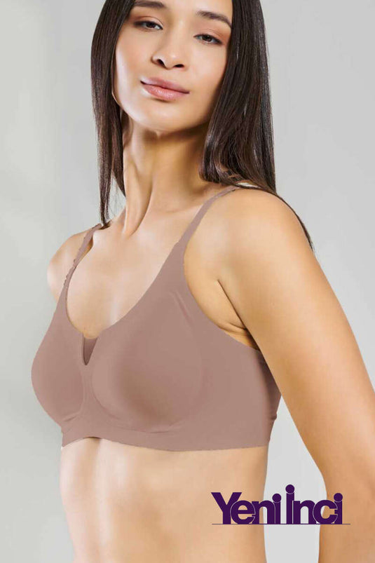 Nouveau soutien-gorge Pearl Woow avec détails transparents en vison