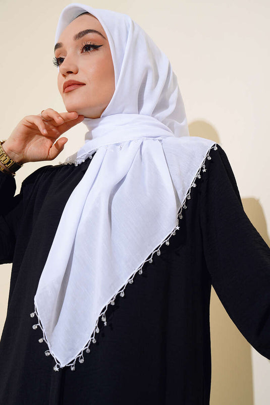 Weißer Schal mit Sternenperlenmuster