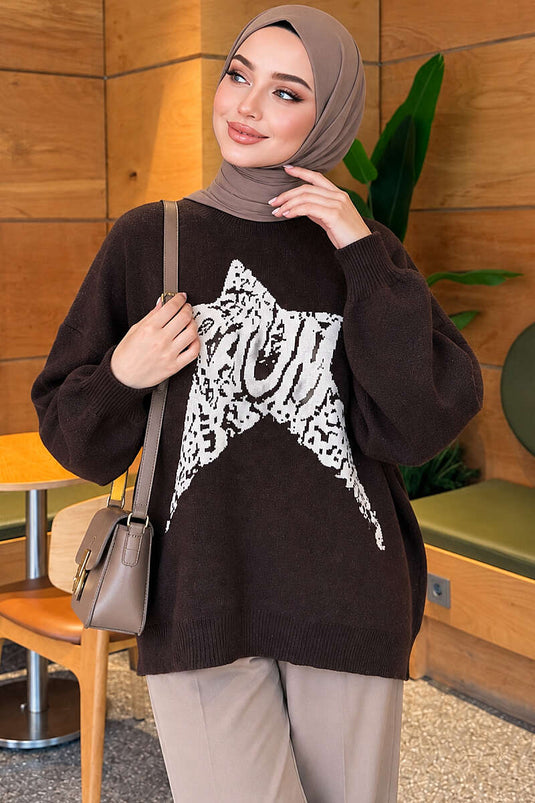 Kaffeefarbener Strickpullover Mit Sternstickerei