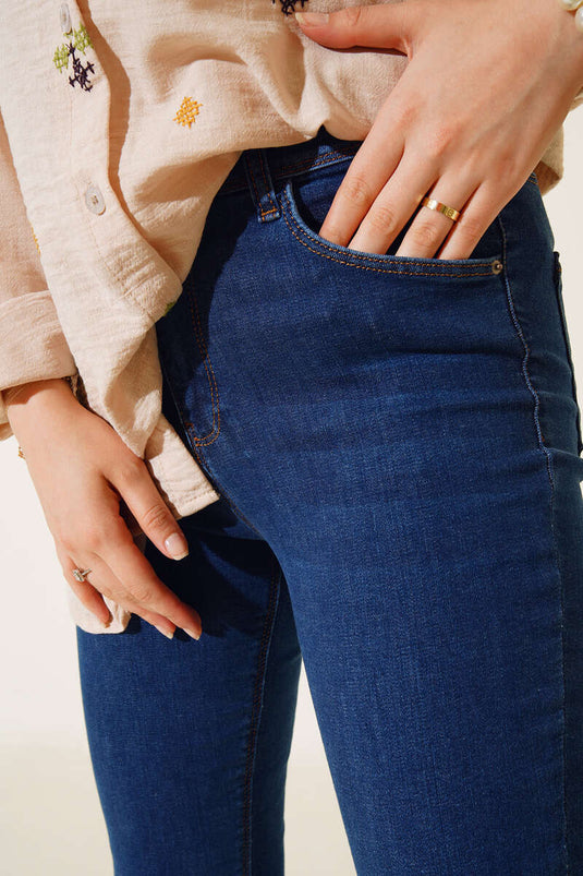 بنطلون جينز بخصر عالي