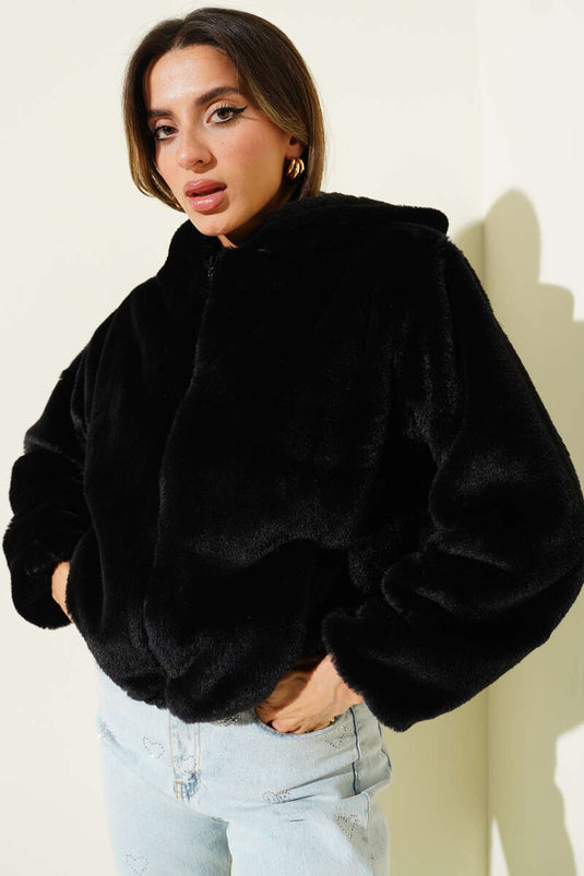 يوموش سترة محبوكة بغطاء رأس من الفرو الأسود