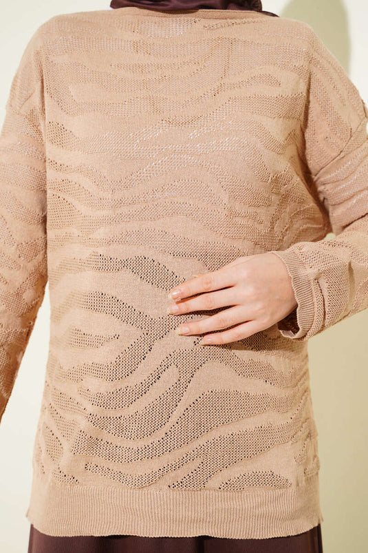 Pull en tricot motif zèbre latte