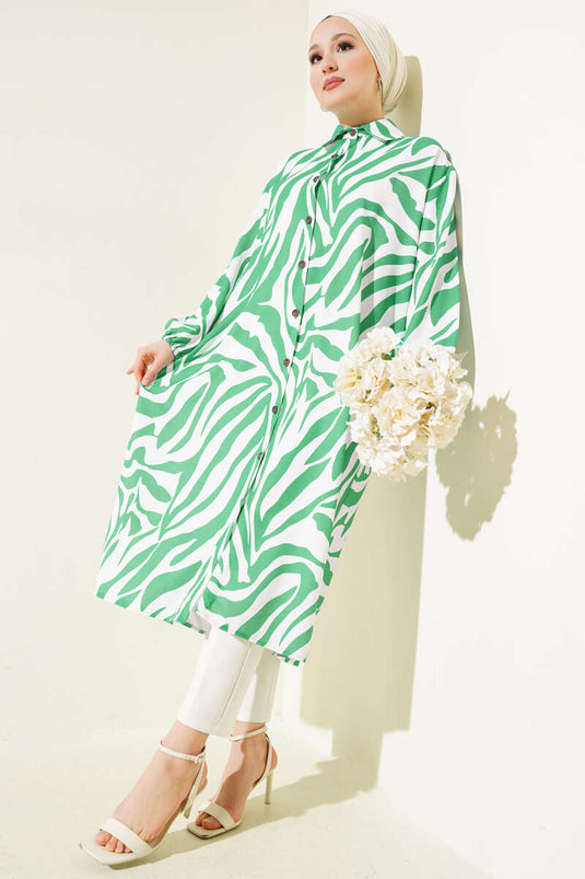 Chemise longue verte à motif zèbre