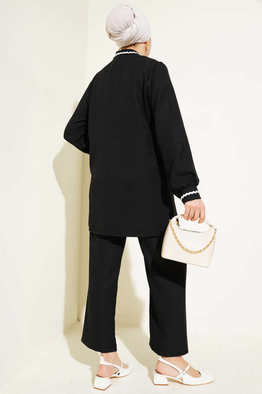 Ensemble deux pièces à lacets et détails en zigzag noir