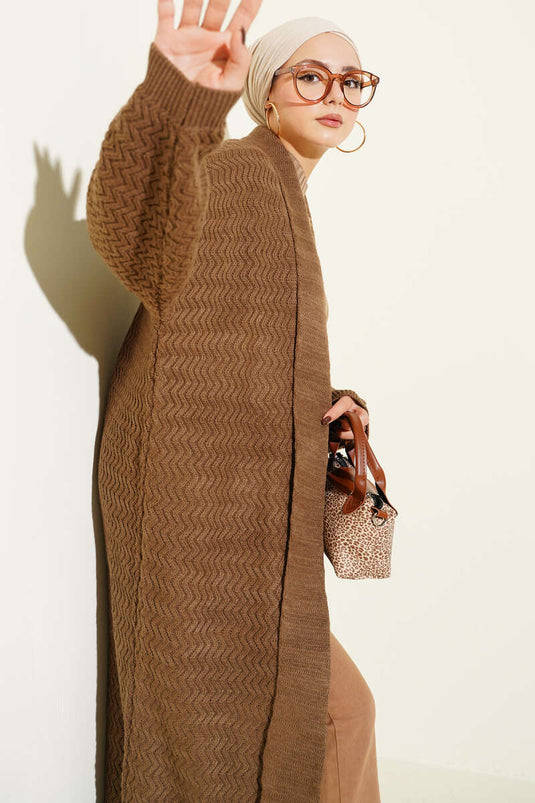 كارديجان طويل محبوك بنقشة متعرجة، بني