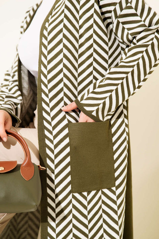 Cardigan long en maille à rayures en zigzag kaki