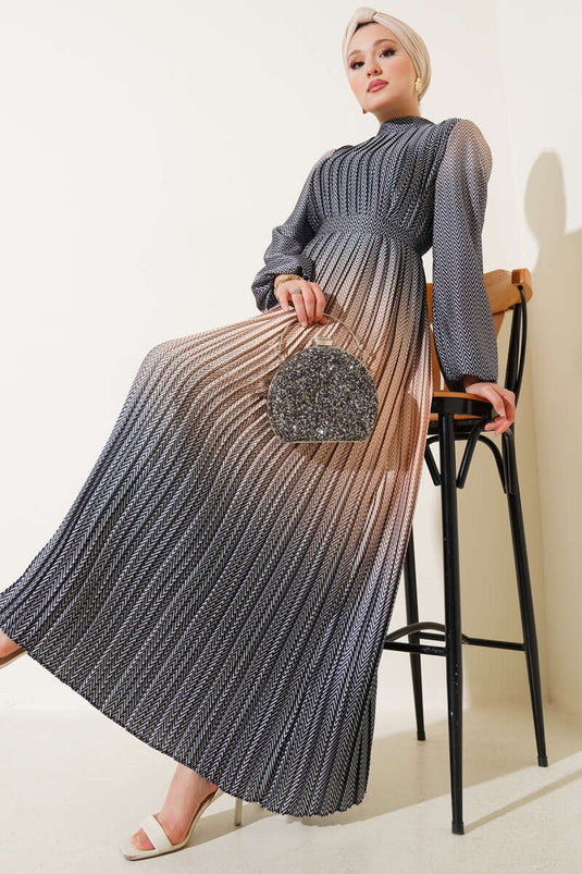 Zigzag Patterned Pleated Evening Dress Black