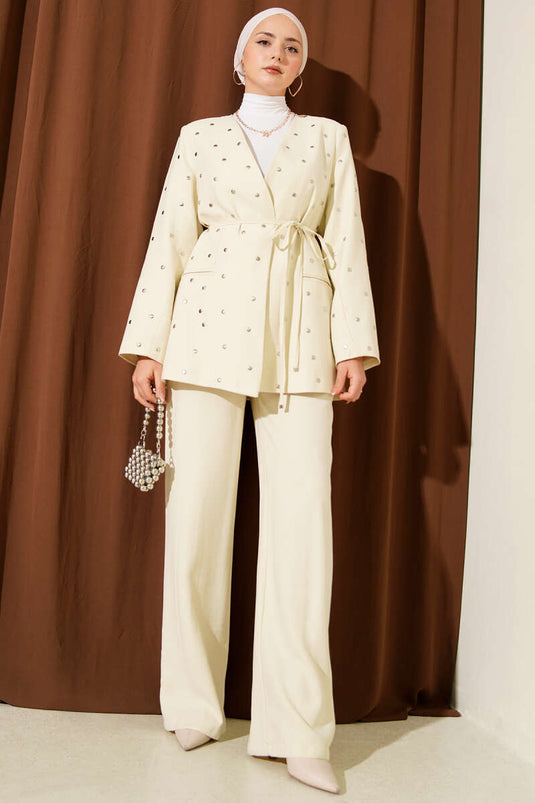 Ensemble deux pièces en Tencel avec veste cloutée, beige